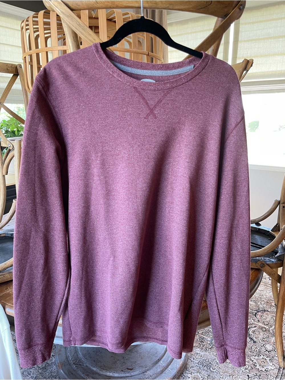 Old Navy burgundy thermal